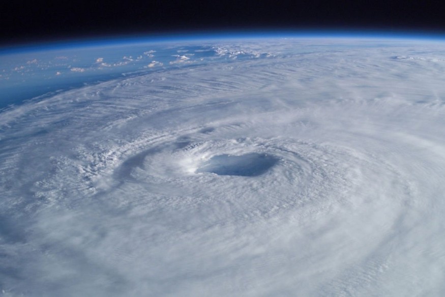 Risque élevé de cyclone en Polynésie française : Météo-France et le Haut-commissariat tirent la sonnette d'alarme | 23.6 Radio