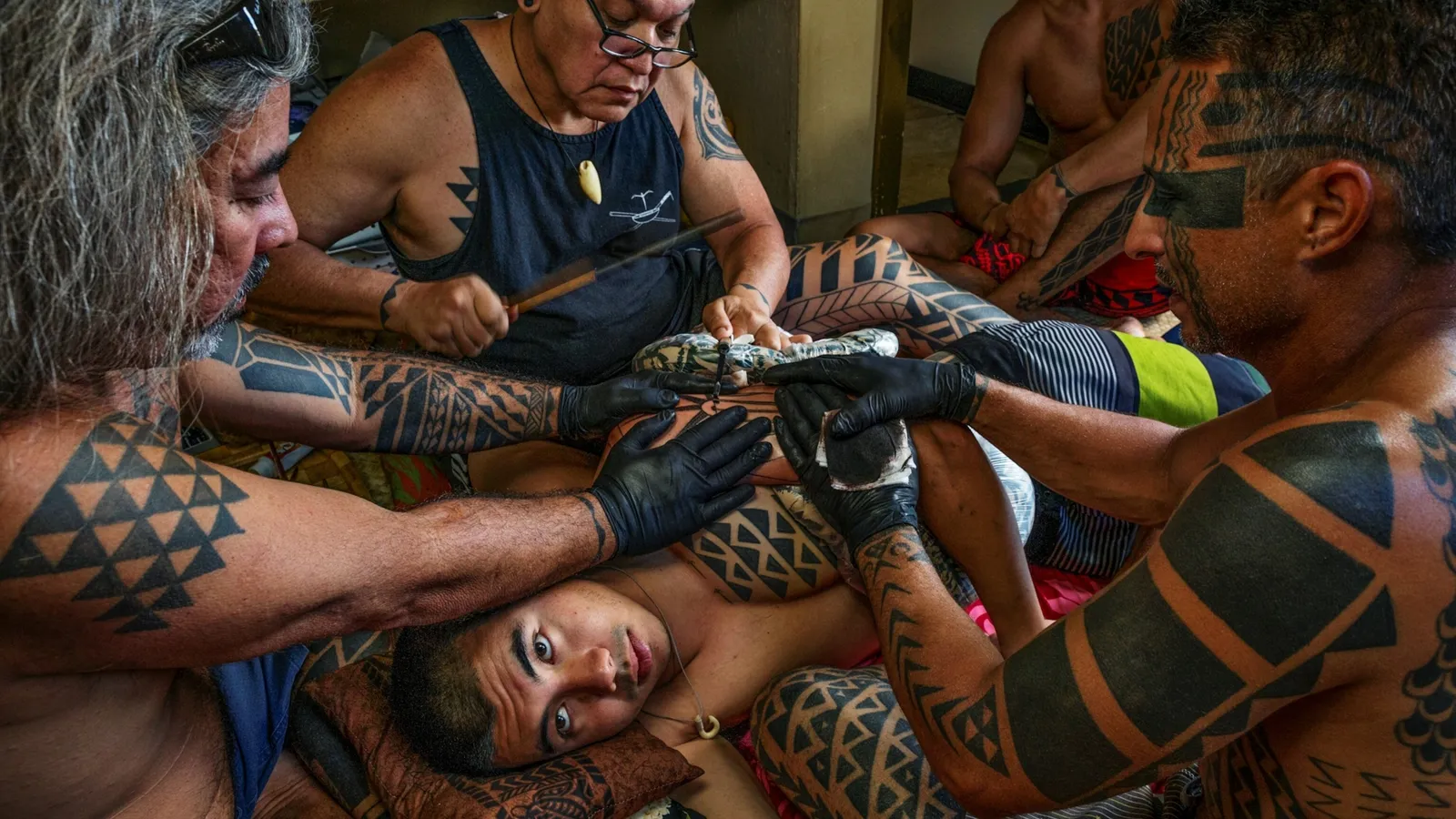 tatouage-polynesien-tatoueur.jpg (1.98 MB)