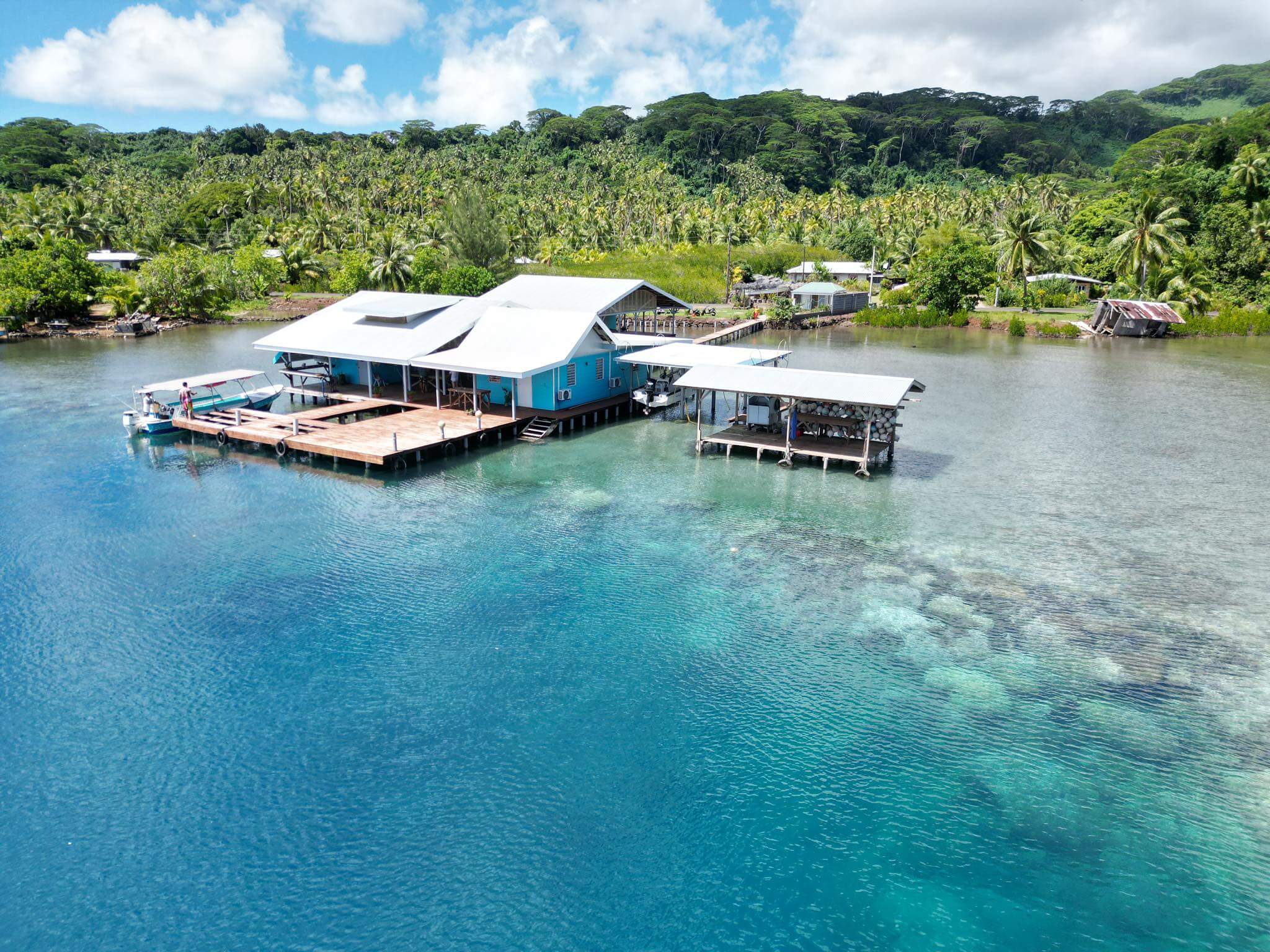 ferme-perlière-de-tahaa.jpeg (483 KB)